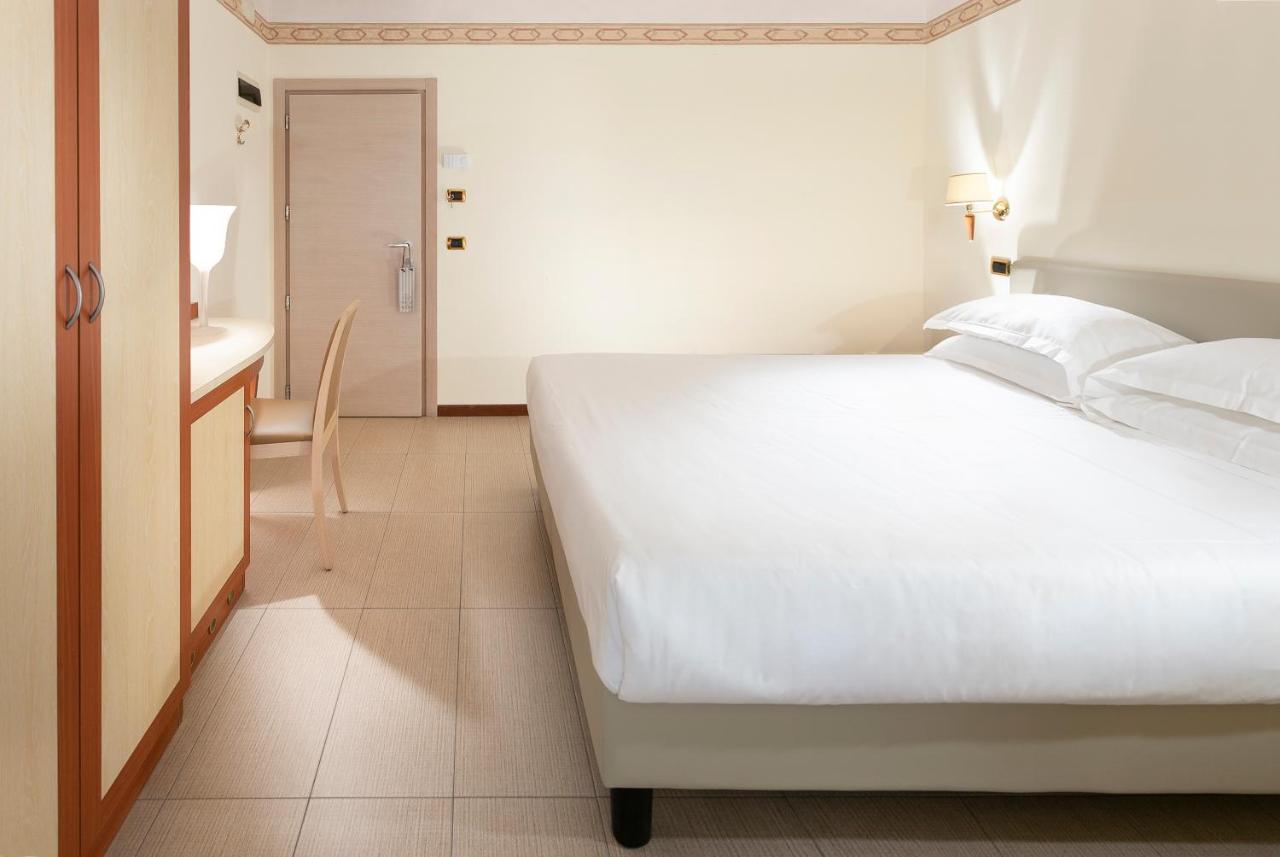 Hotel Bikini Rimini Chambre photo