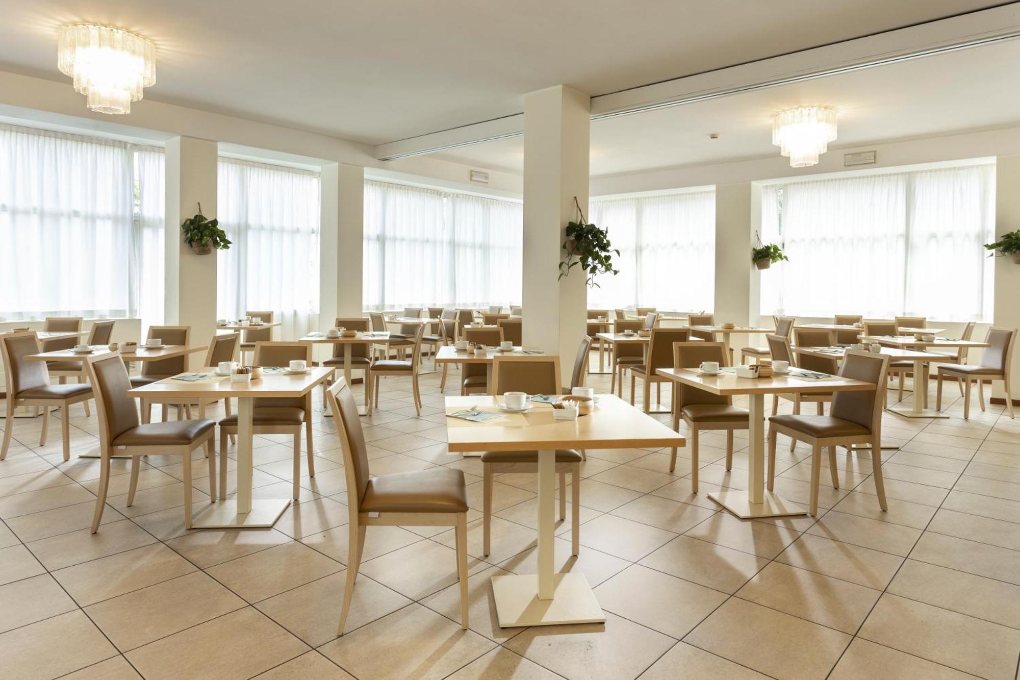 Hotel Bikini Rimini Extérieur photo